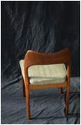 Preview of: 
Studio Furniture033.jpg
399 x 600
(41,037 bytes)